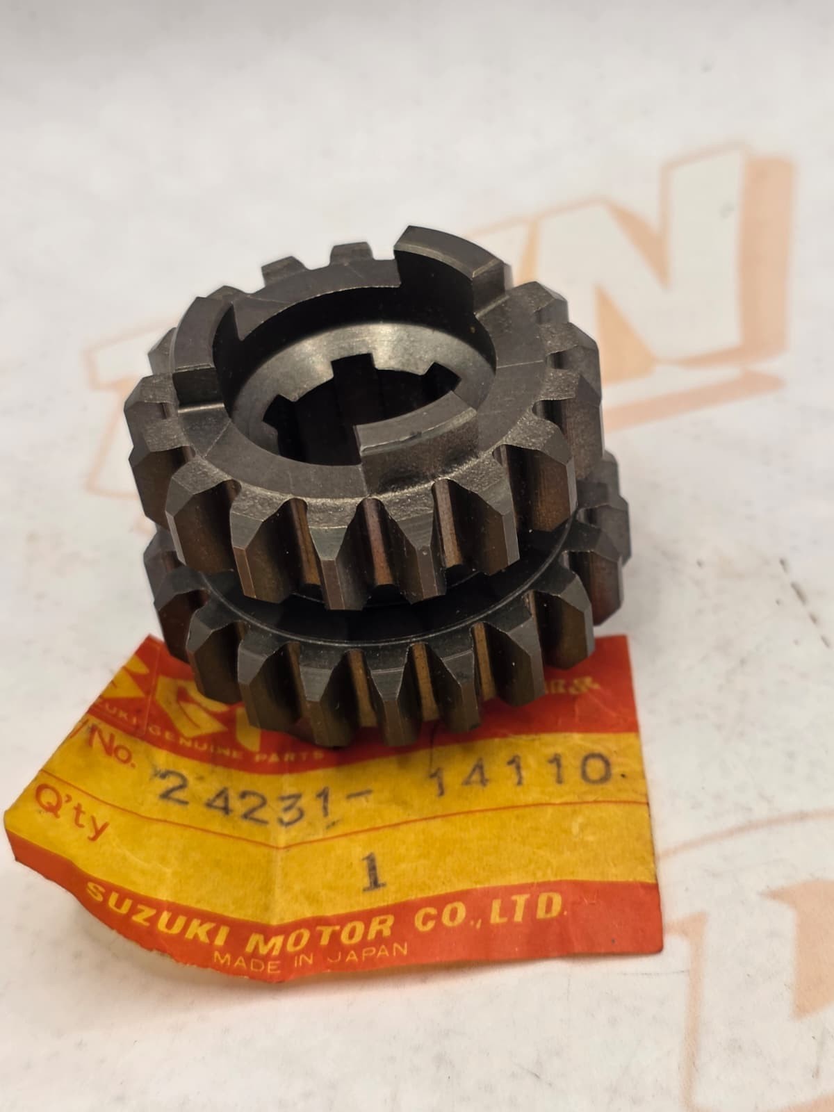 1981-1982 SUZUKI RM125 3RD/4TH GEAR DRIVE 24231-14110