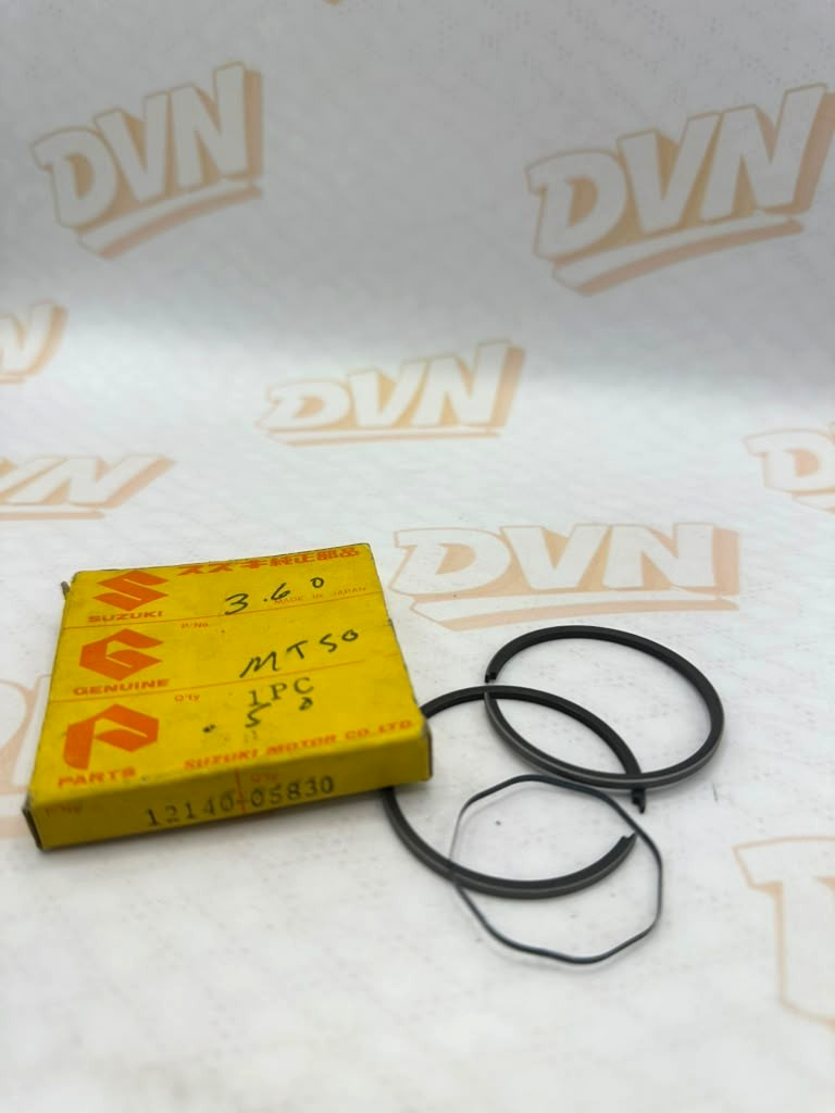 GENUINE NOS Suzuki Piston Rings 12140-05830