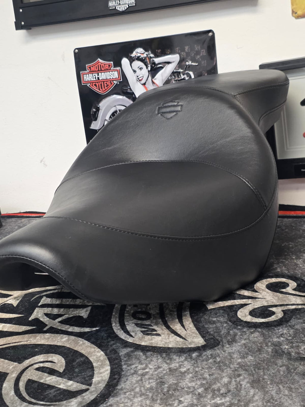 OEM 07-09 SPRINGER CVO Slim Deep Bucket Sundowner Seat Maximum Comfort