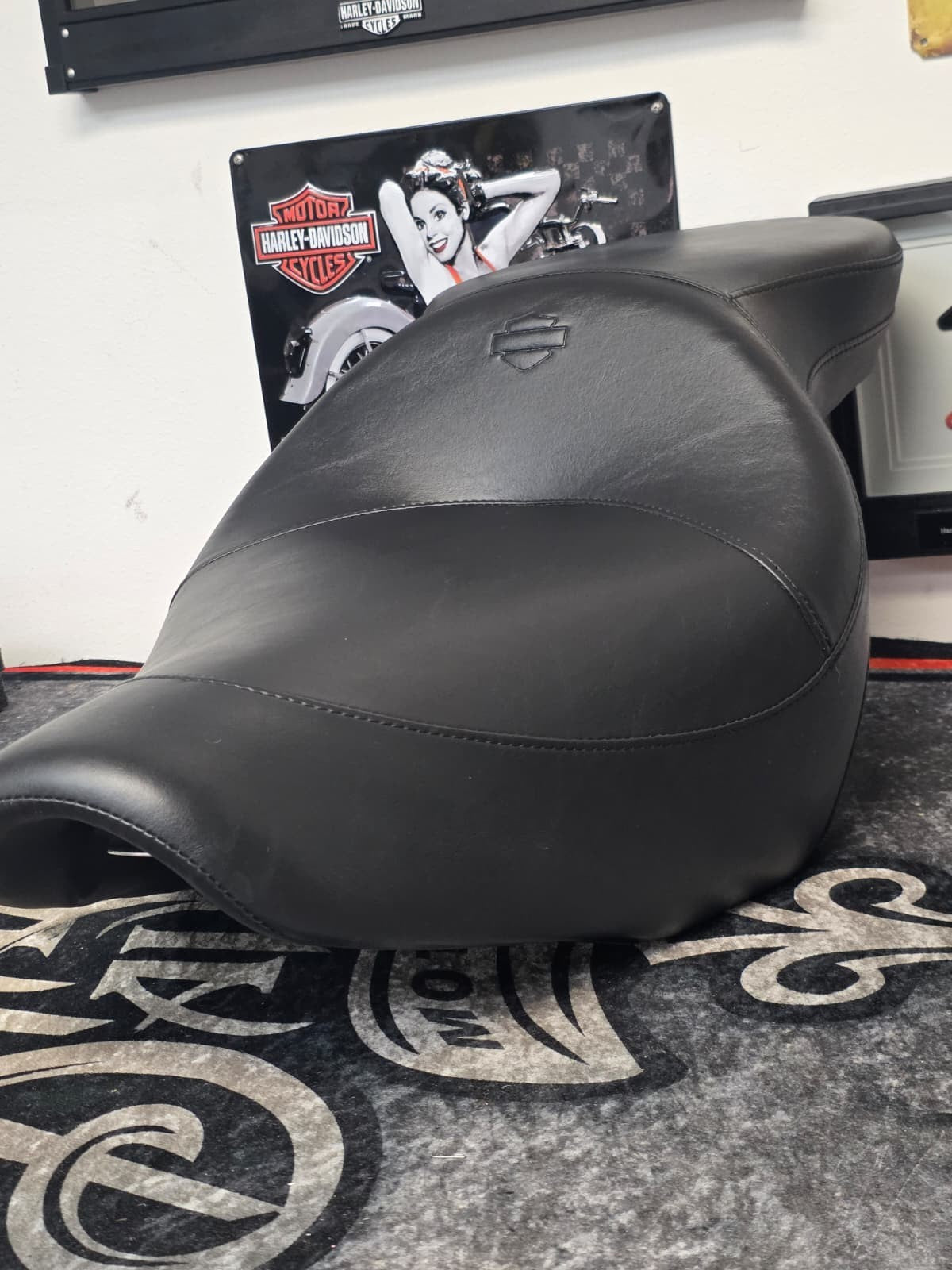 OEM 07-09 SPRINGER CVO Slim Deep Bucket Sundowner Seat Maximum Comfort