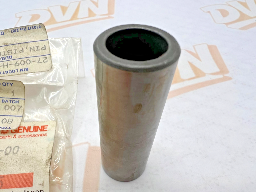 NOS OEM YAMAHA 1976-1983 PISTON PIN YR1 R3 TR2 SL338 SRX440 SS396  168-11633-00